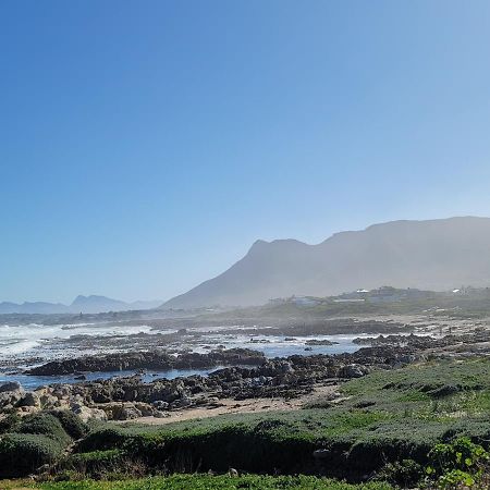 Adorable 2 Bedroom Cottage With Spacious Veranda Hermanus Exterior photo